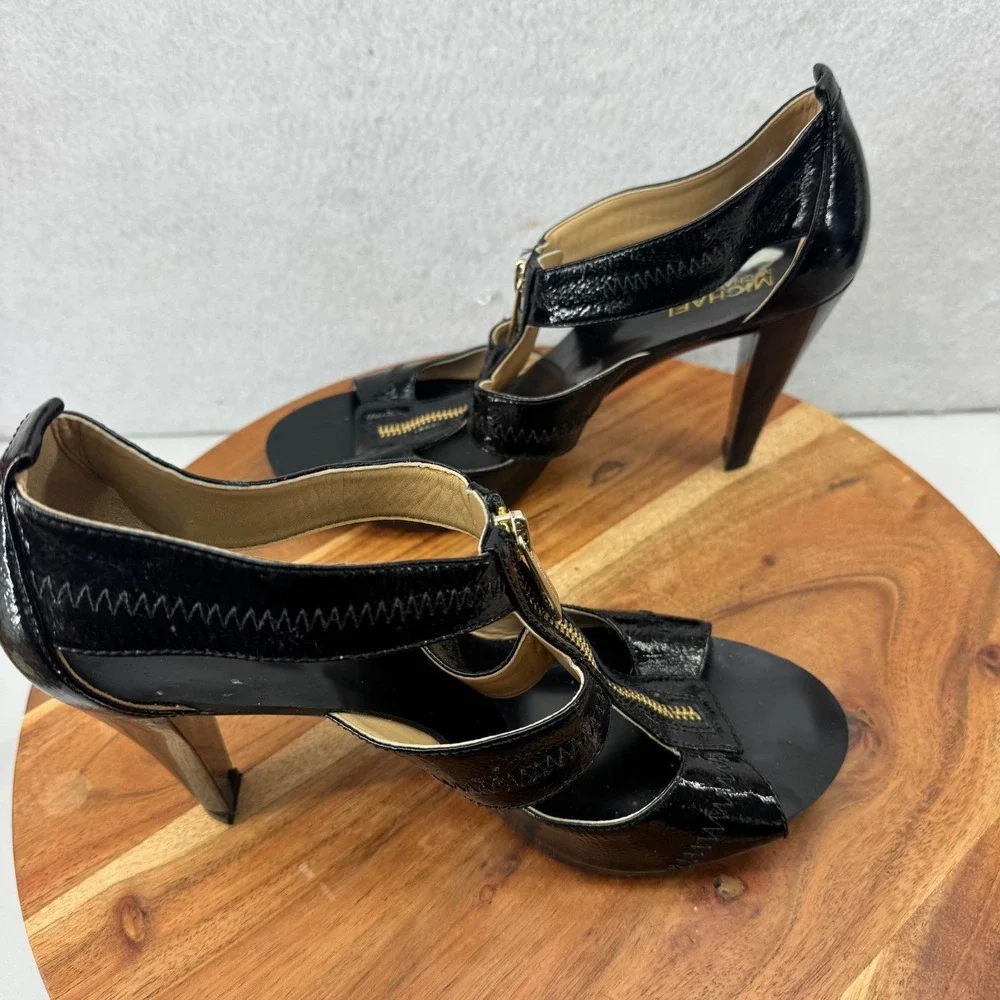 Michael Kors Berkley T-Strap Black Patent Leather Heeled Zip-up Sandals Size 9M - Picture 8 of 10